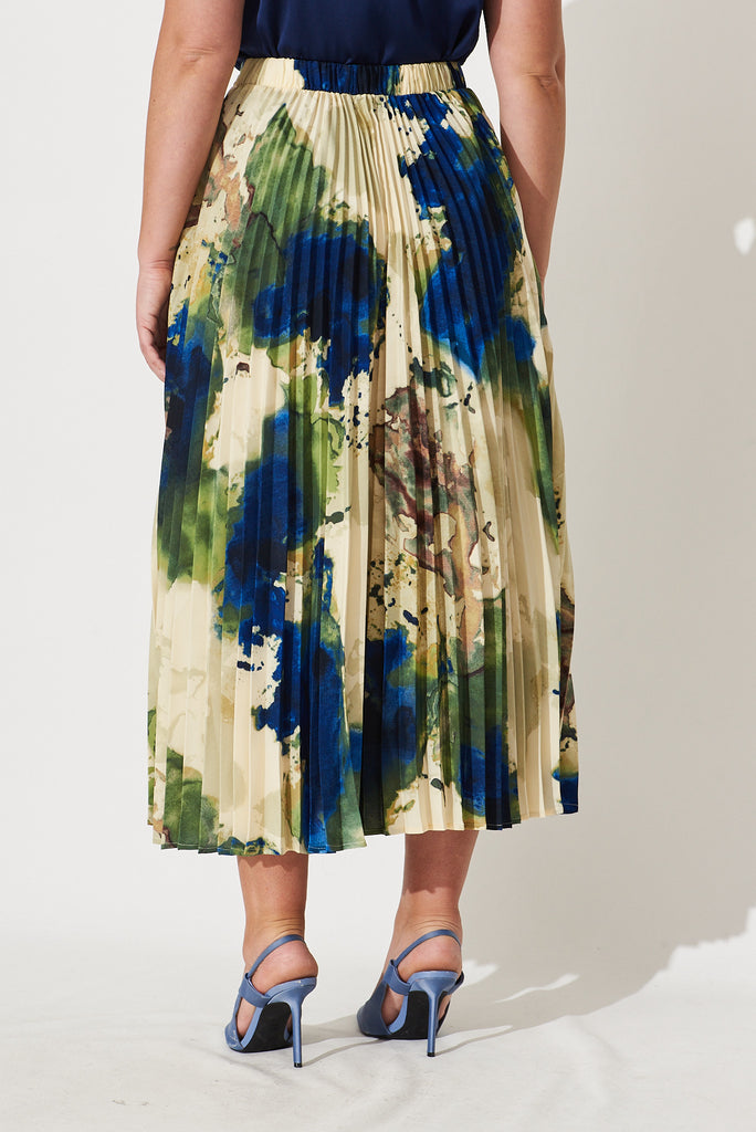 Allison Midi Pleat Skirt In Green With Navy Print - back