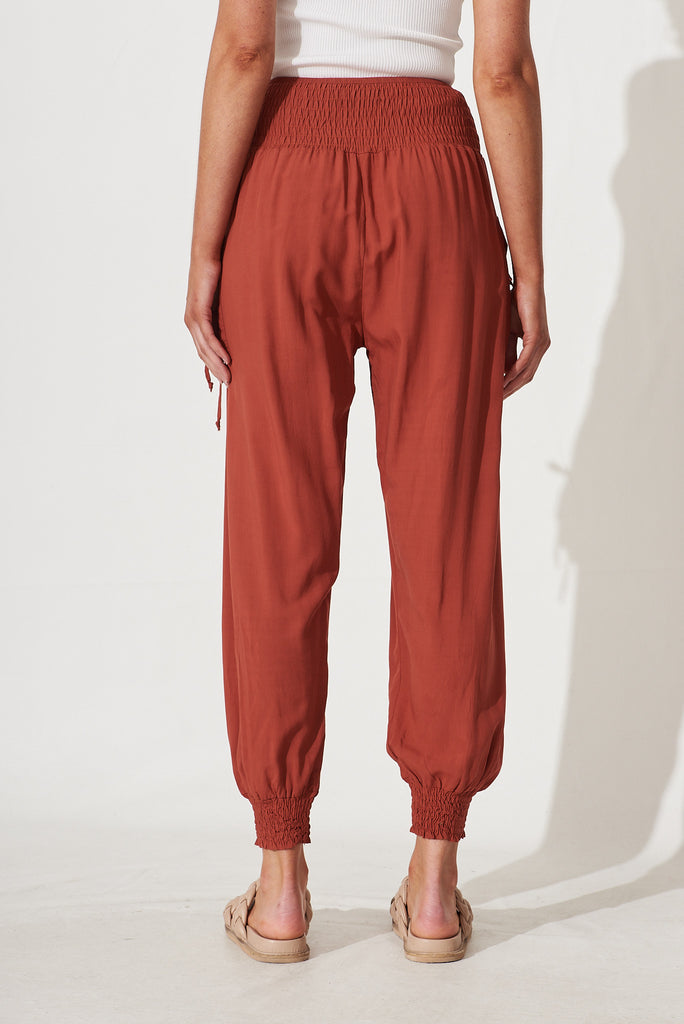 Gabby Lounge Pants In Rust - back