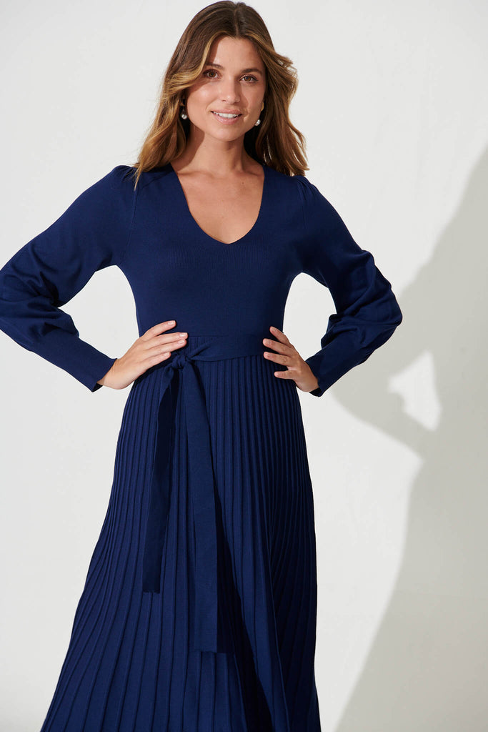 Albi Midi Knit Dress In Navy Cotton Blend - front
