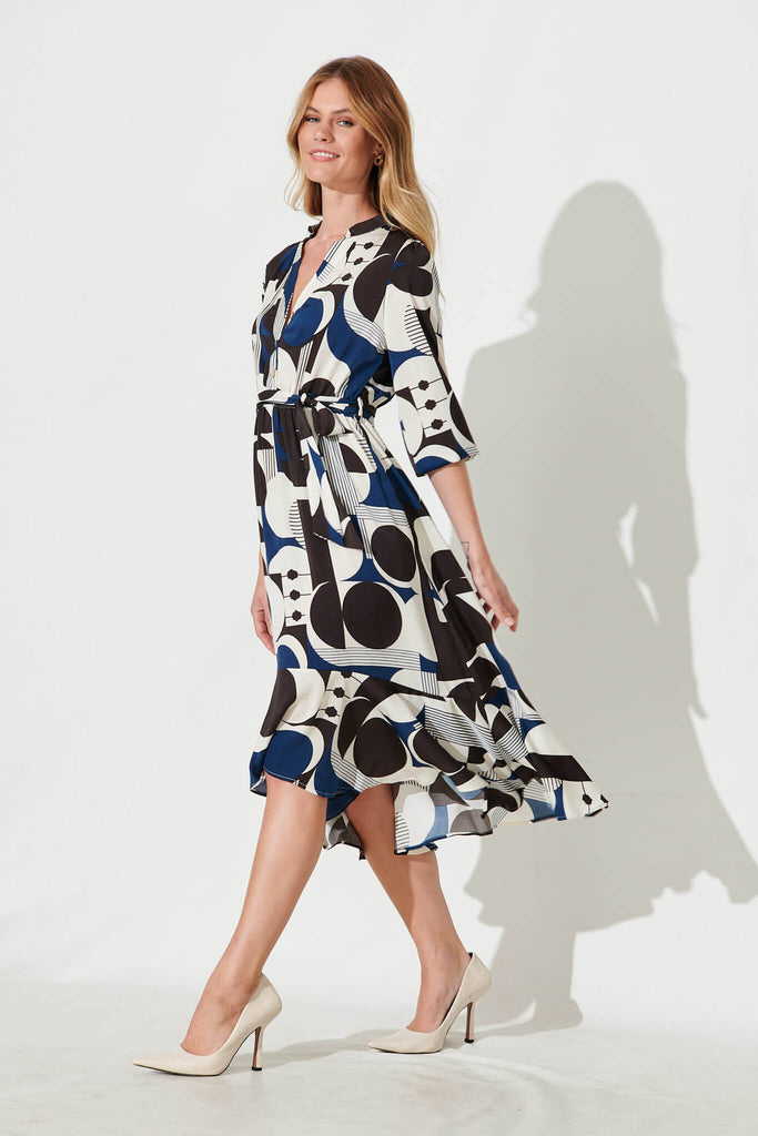 Jemimah Midi Dress In Cream Geometric Print - side