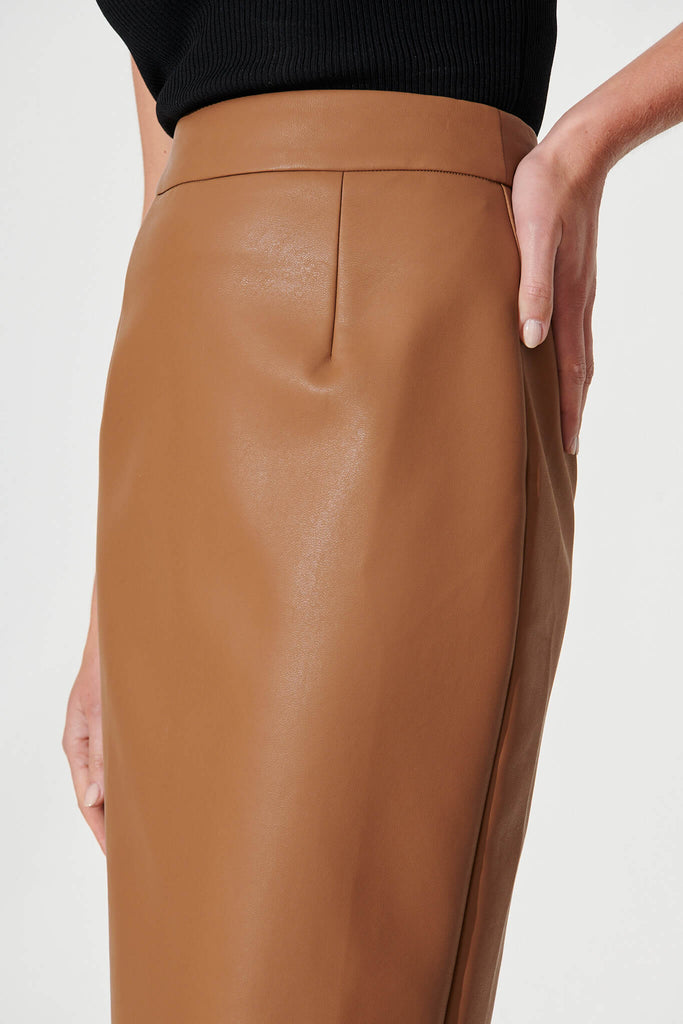 Riva Midi Skirt In Tan Leatherette - detail