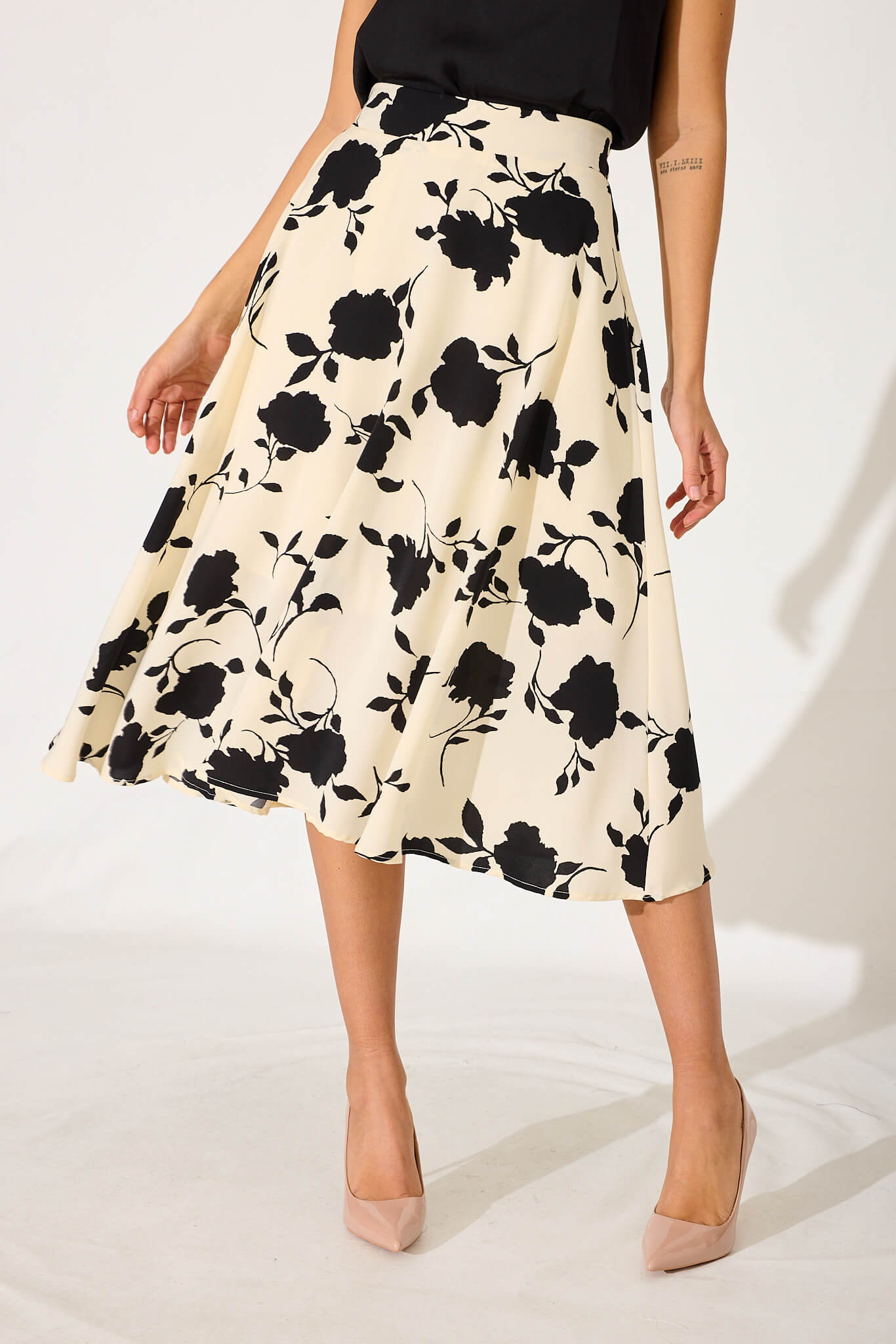 Sophianna Midi Skirt In Cream With Black Floral St Frock