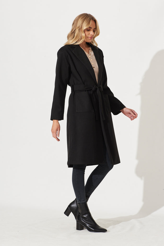 Embrace Coat In Black - side