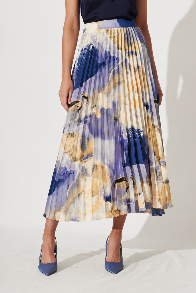 Allison Midi Pleat Skirt In Blue With Beige Print Satin - front