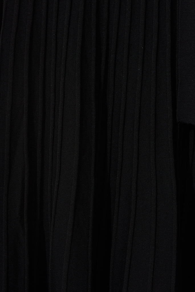 Albi Midi Knit Dress In Black Cotton Blend - fabric