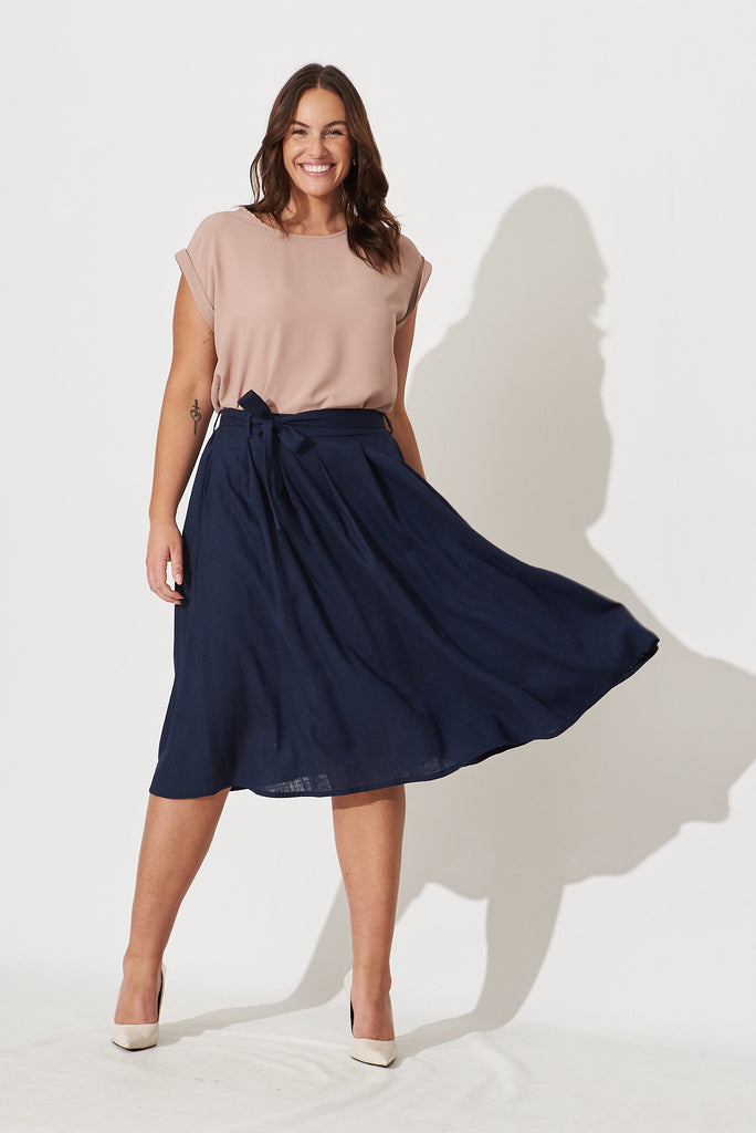 Bailey Midi Skirt In Navy Linen - full length