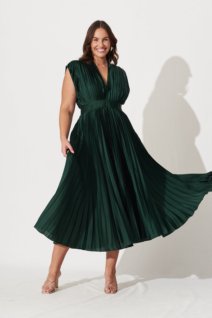 Anetta Midi Dress In Pleated Emerald Satin - full length