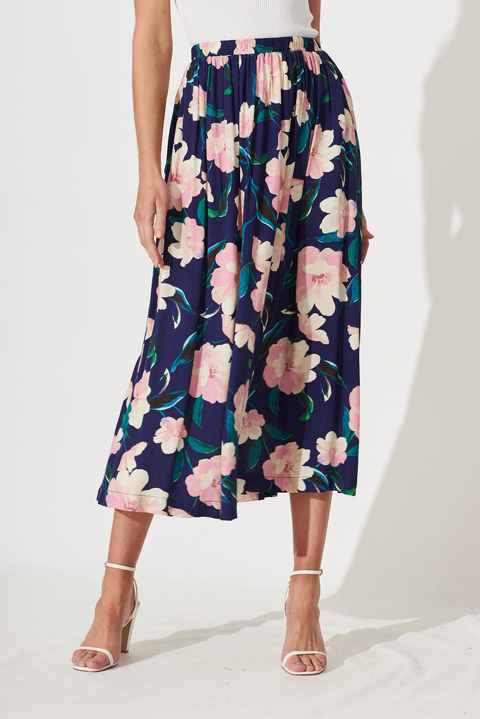 High Tea Skirt In Navy With Blush Floral - front
