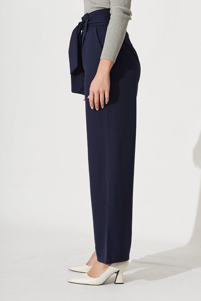 Altered State Pant In Navy - side