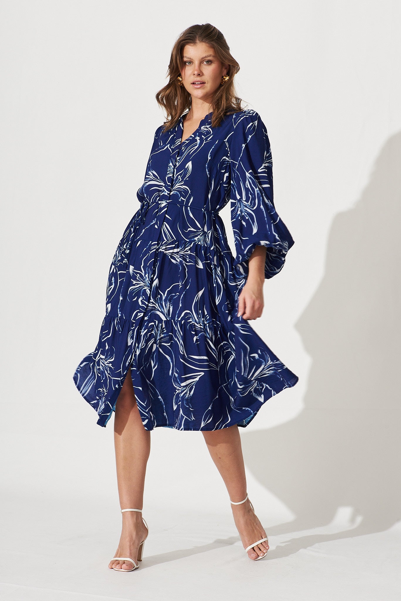Mimosa Midi Shirt Dress In Navy With White Lily Print Cotton Blend - full length