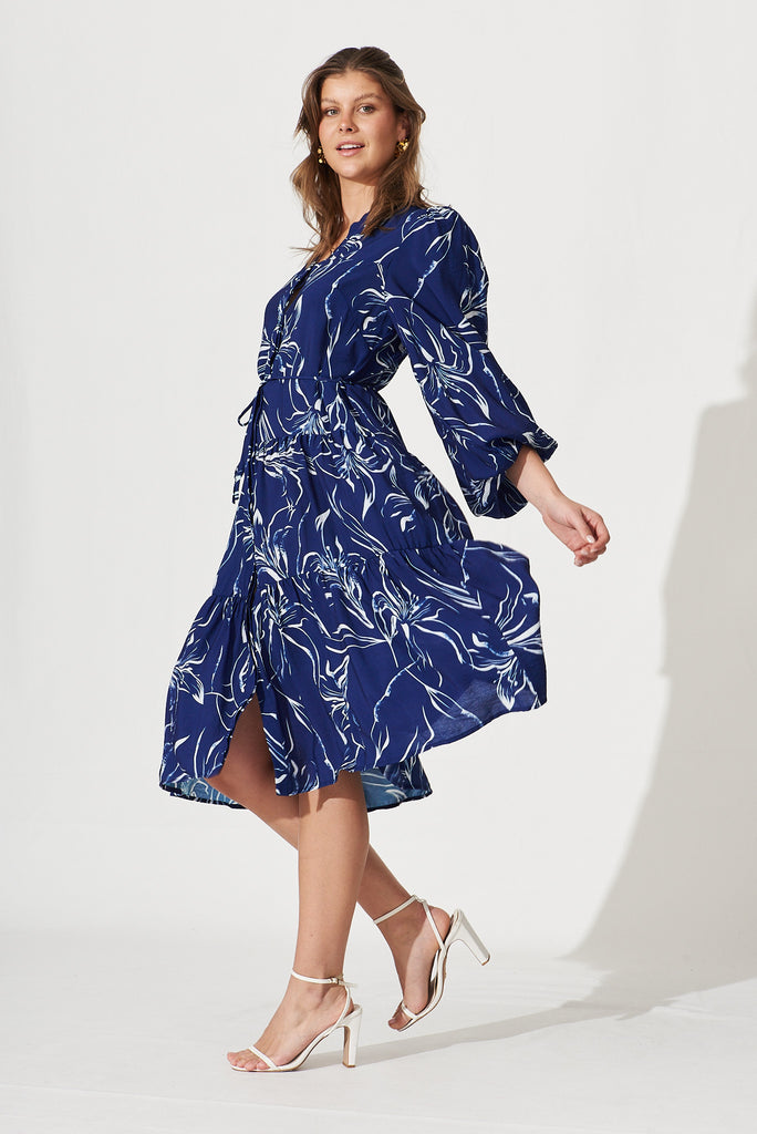 Mimosa Midi Shirt Dress In Navy With White Lily Print Cotton Blend - side