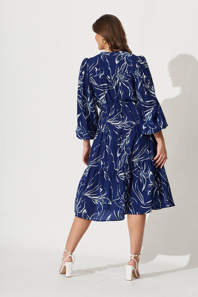 Mimosa Midi Shirt Dress In Navy With White Lily Print Cotton Blend - back