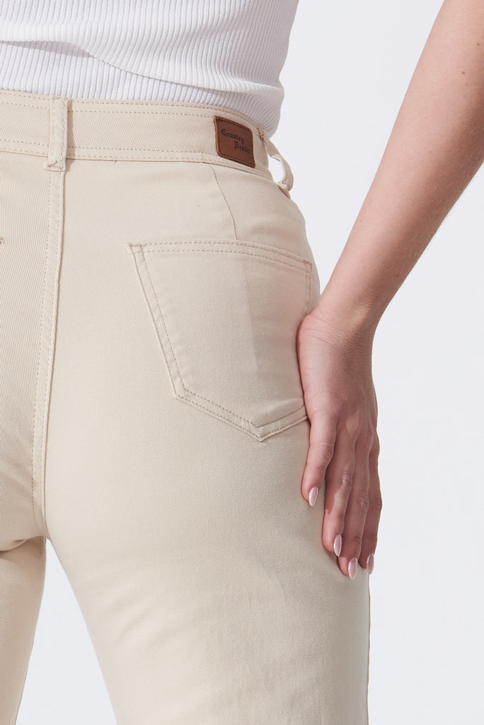 Margaret Wide Leg Jeans In Ecru Denim - detail