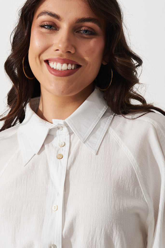 Erin Shirt In White - detail