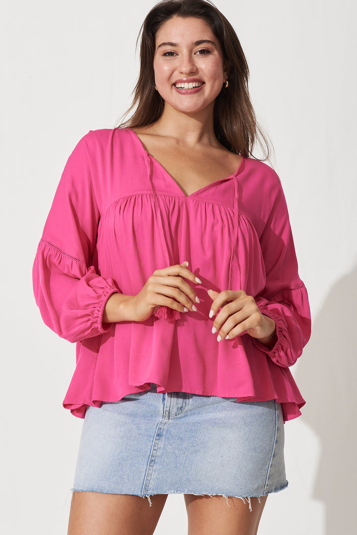 Altamura Top In Hot Pink - front