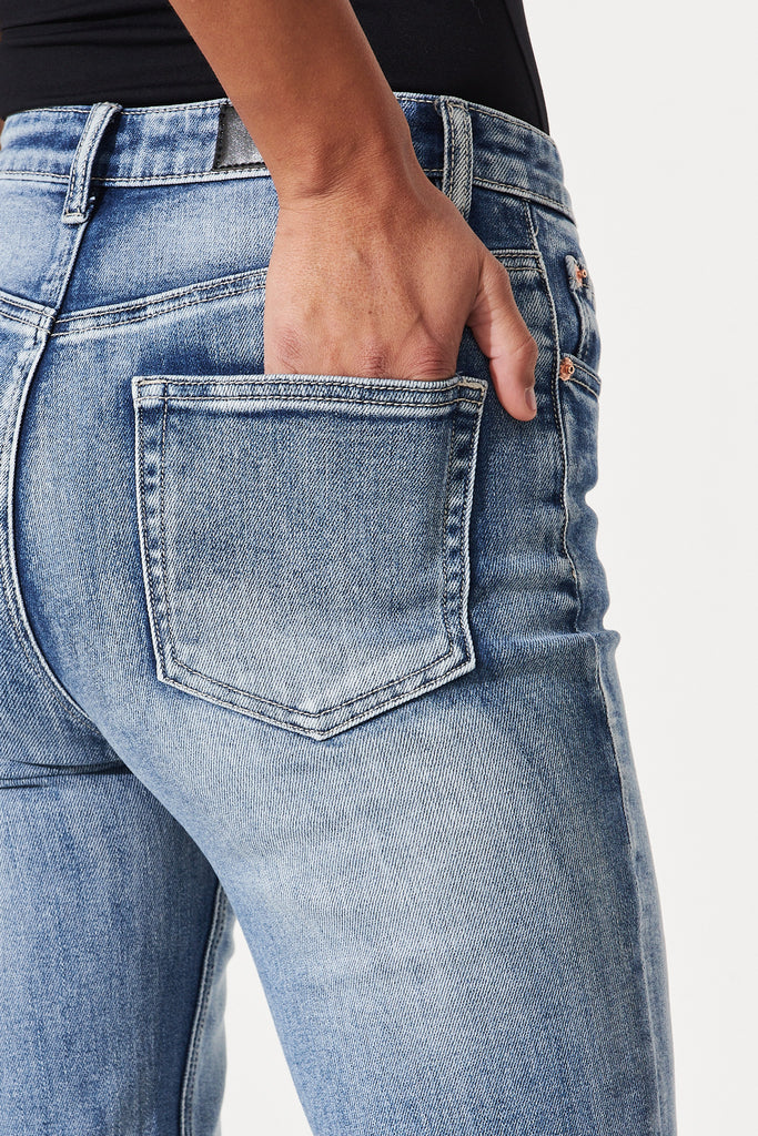 Ace Straight Leg Jean In Mid Blue Denim - detail