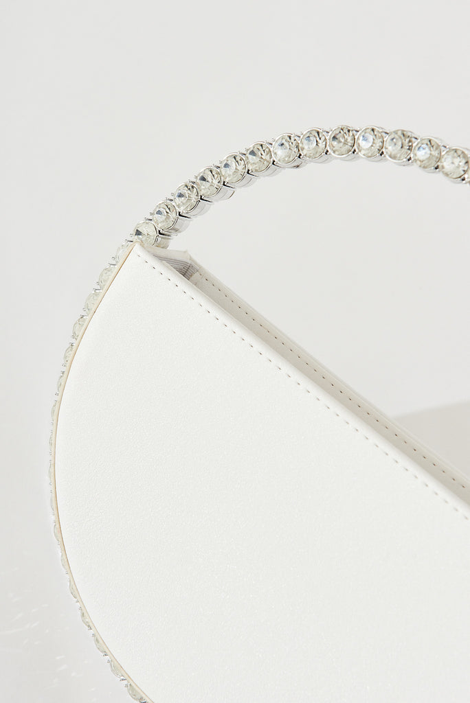 August + Delilah Treasure Round Clutch Bag In White Diamante - detail