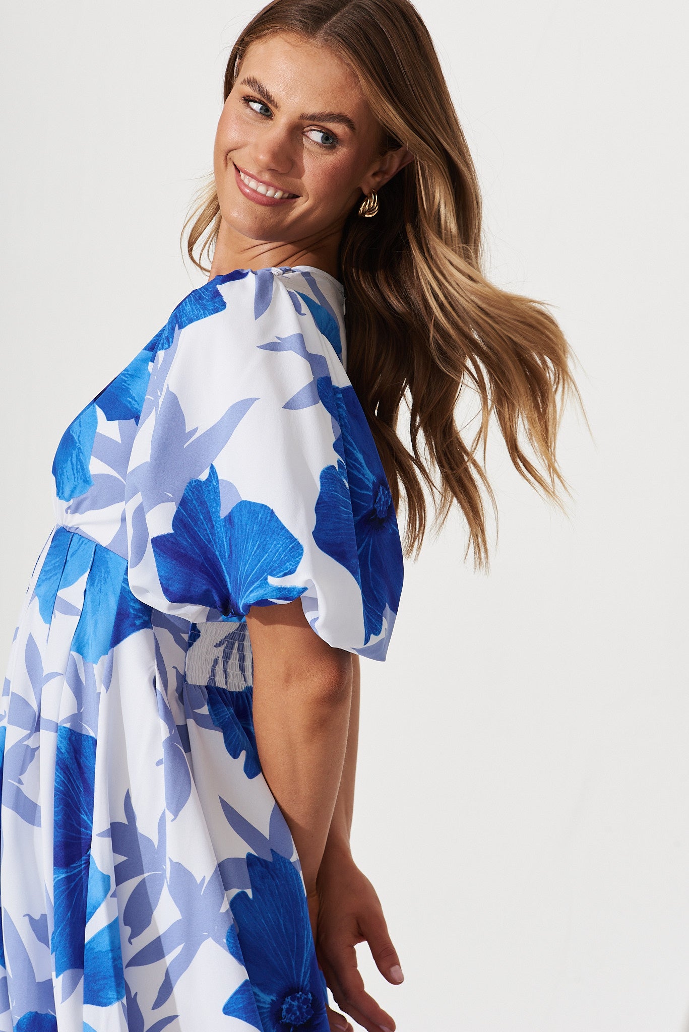 Daydreamer Midi Dress in White Blue Flower Print