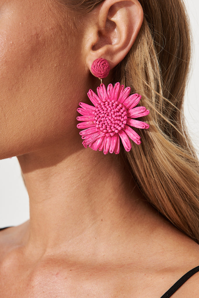 August + Delilah Sunlight Drop Earrings In Hot Pink Straw - detail