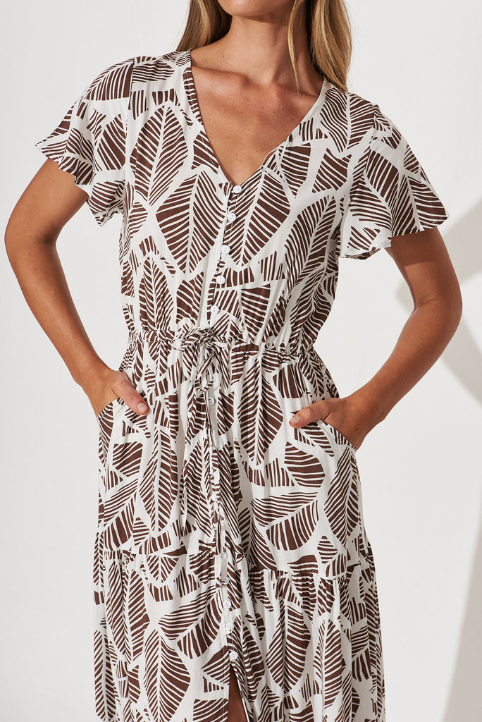 Clairie Maxi Dress In White With Brown Leaf Print - detail