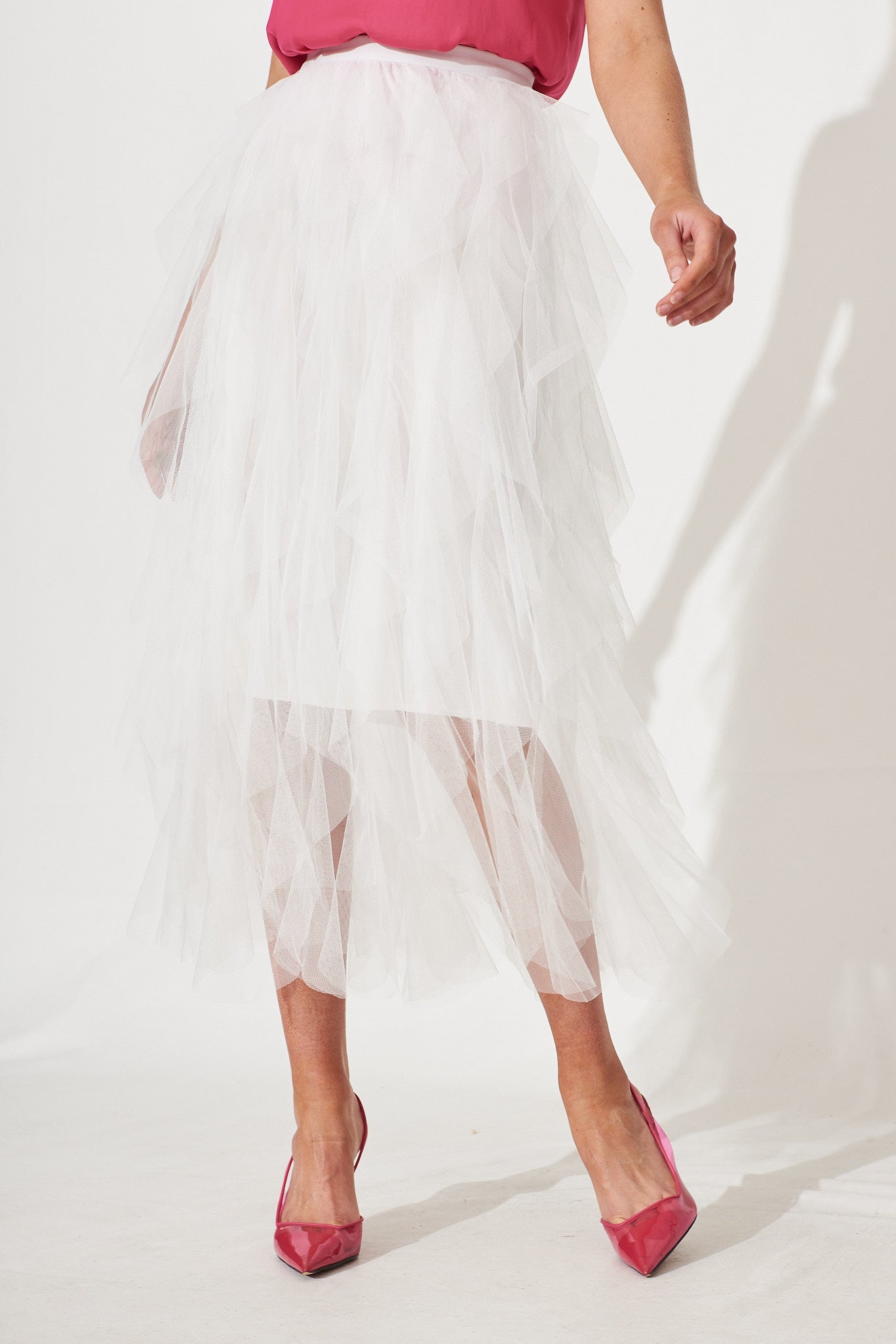 Cleef Midi Tulle Skirt In White - front