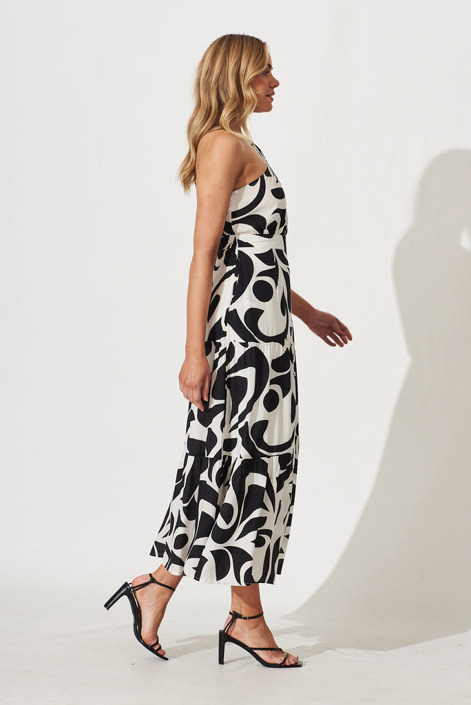 Sakura Maxi Dress In Cream With Black Swirl Print - right side