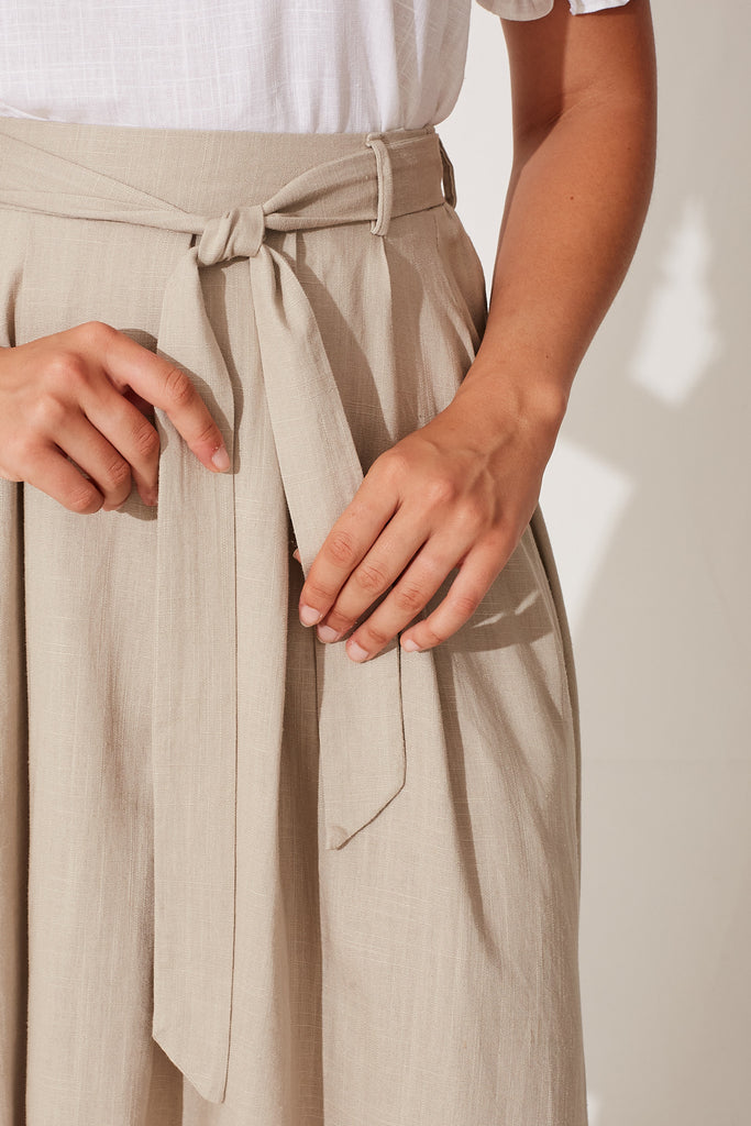 Bailey Midi Skirt In Taupe Linen - detail