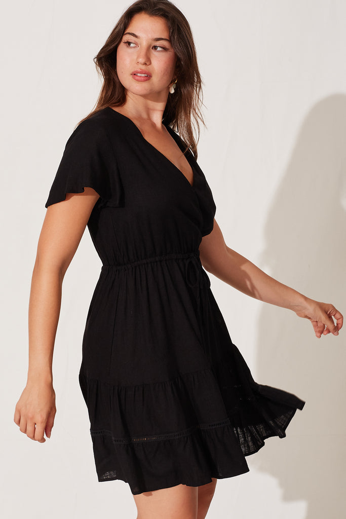 Aquarius Dress In Black Linen Blend - side