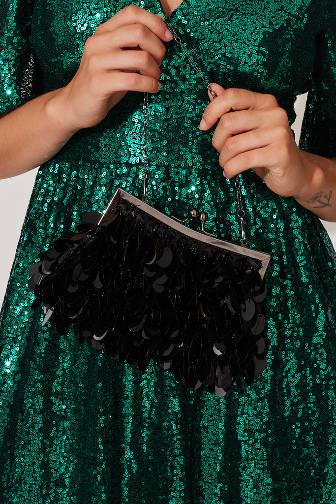 August + Delilah Leah Clutch Bag In Black Sequin - detail