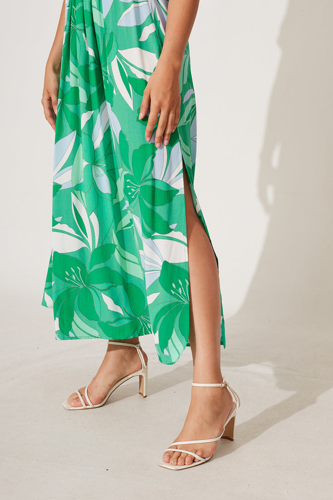 Right Move Maxi Dress In Green Leaf Print - detail