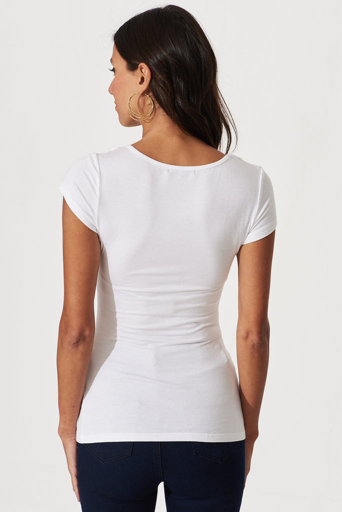 Hypnotized Top In White - back