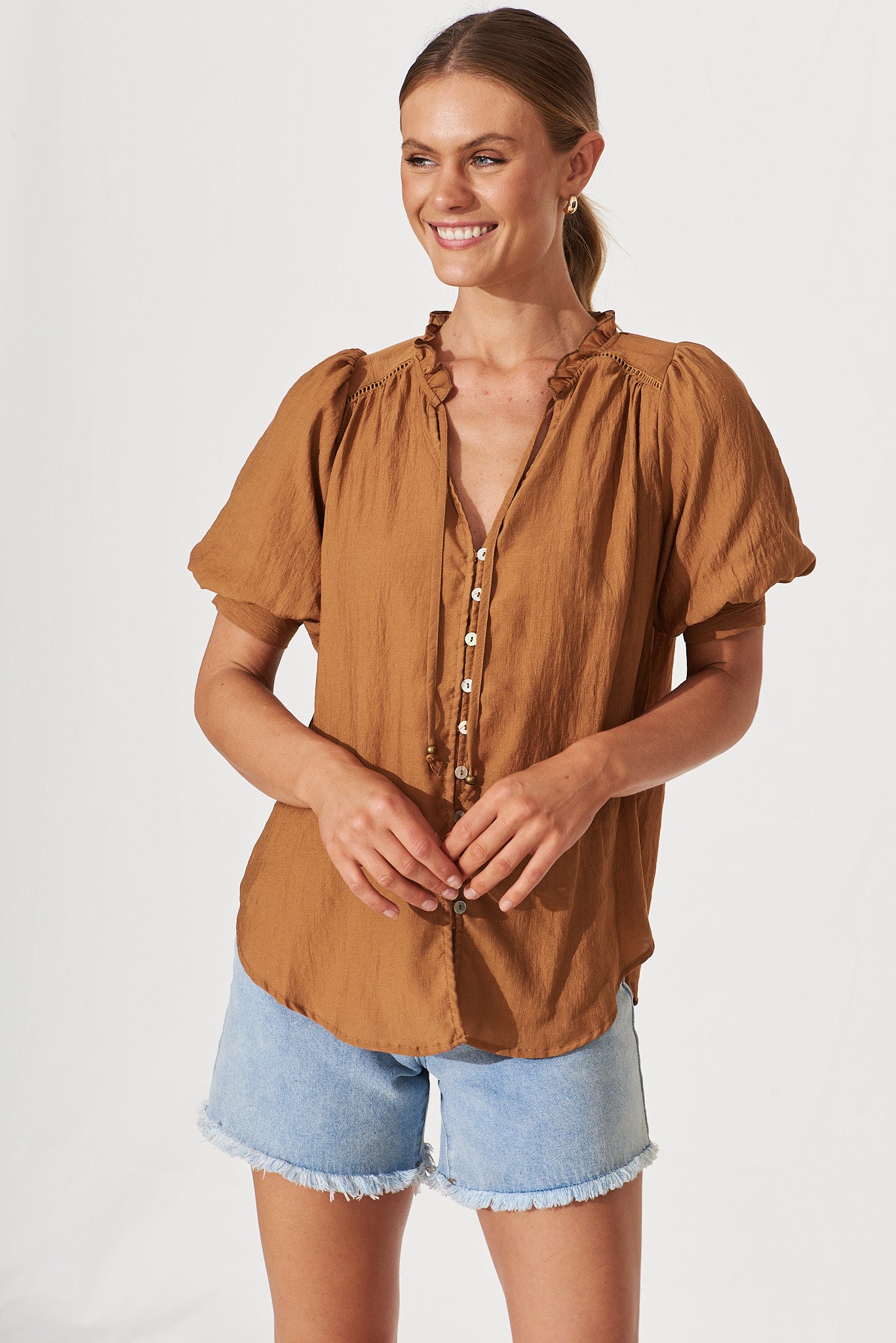 Jupiter Shirt In Camel Brown - front
