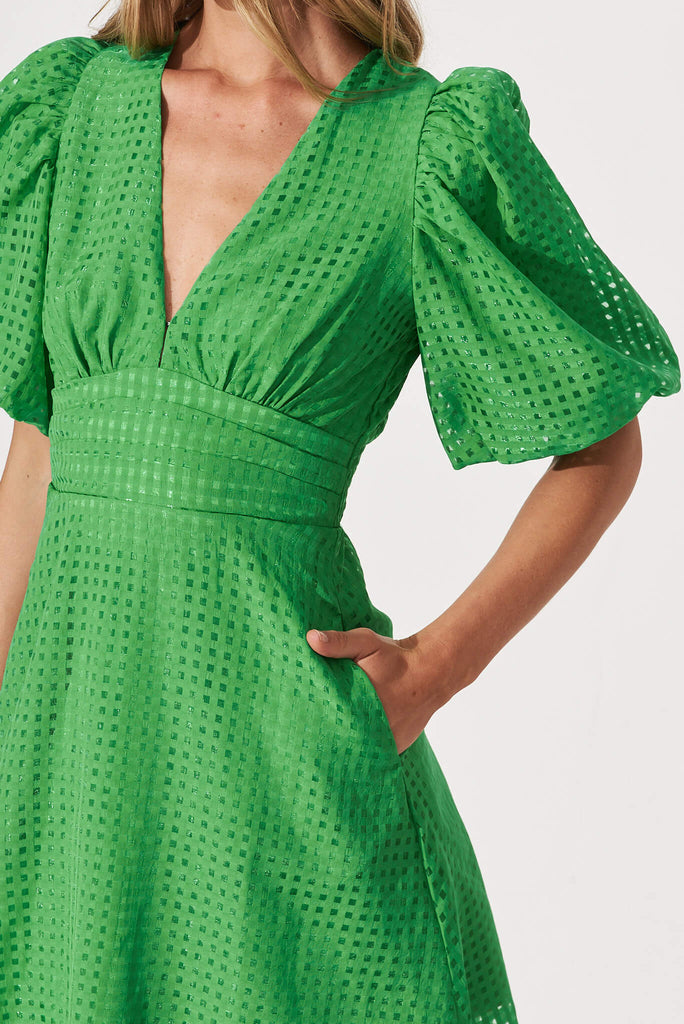 Leona Dress In Green Organza - detail