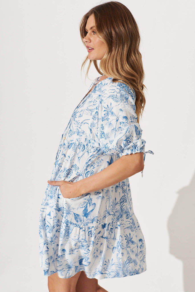 Emelyn Dress In White With Blue Palm Print - side