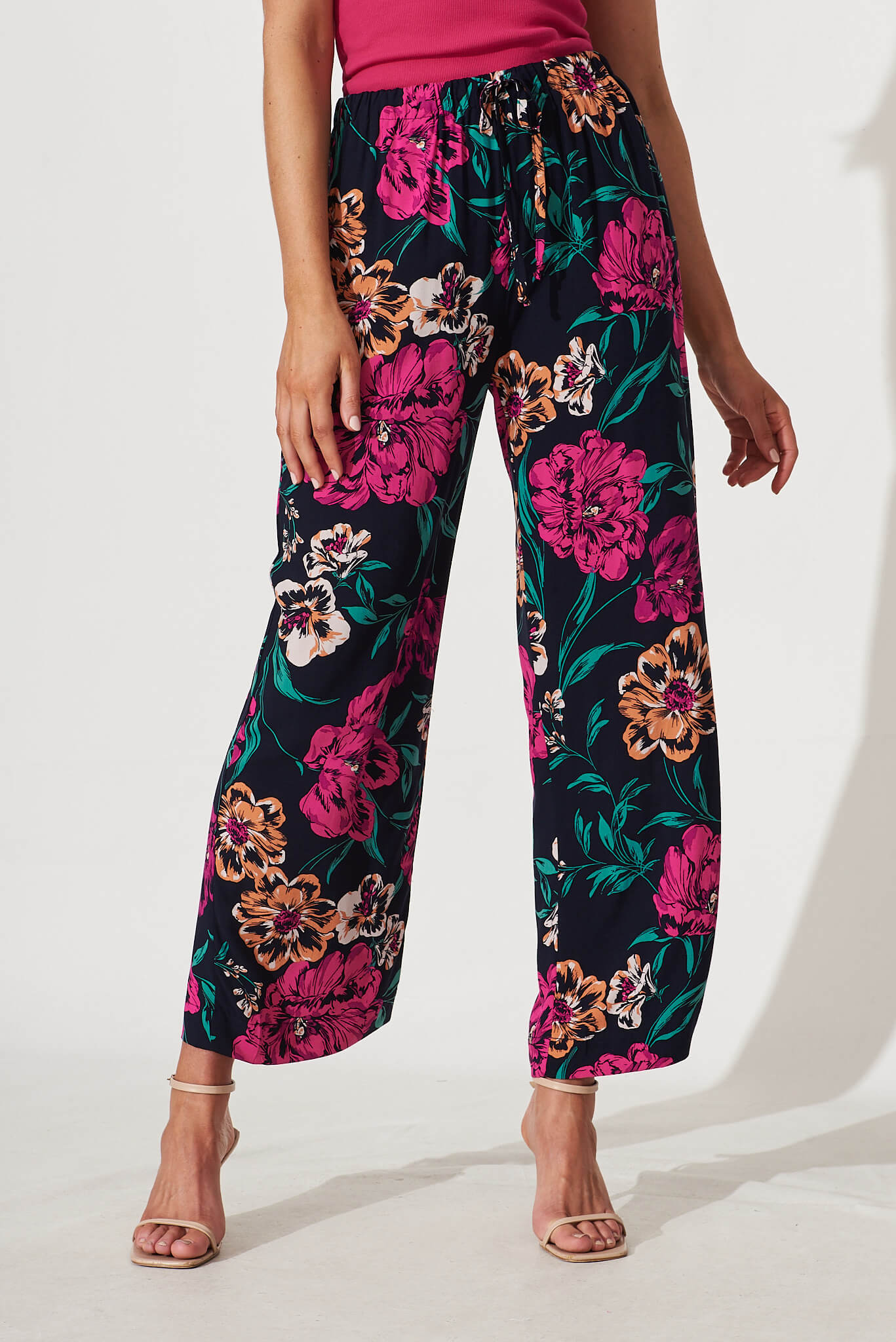 Oceanside Pants In Navy With Pink Floral – St Frock