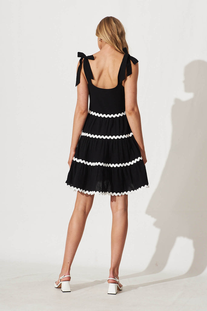 Claus Dress In Black With White Ric Rac Trim Cotton - back