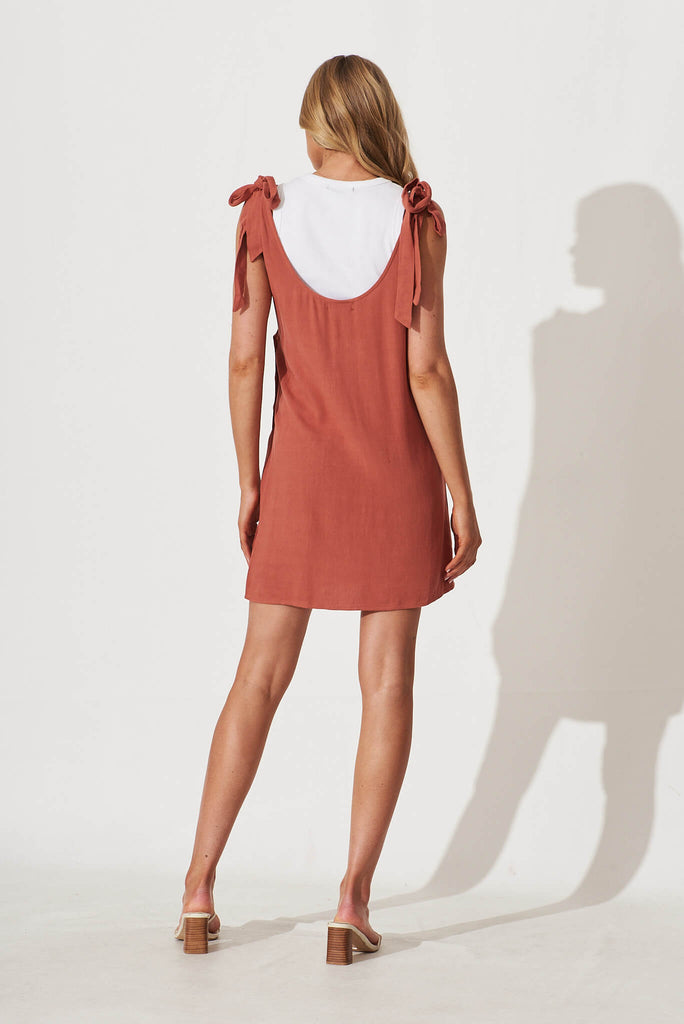 Yana Dress In Rust Linen Blend - back