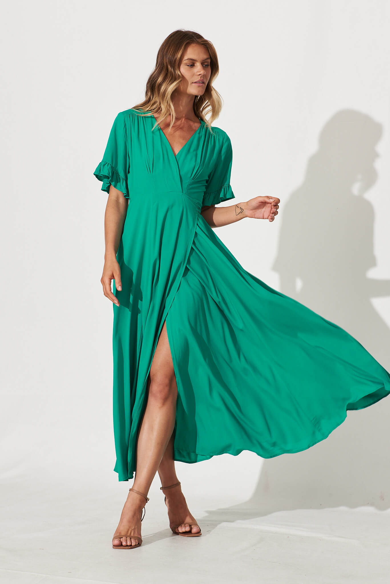 Satin Green Jade Dress Valen Maxi Dress Black Multi XL Satin Green Jade Dress Valen Maxi Dress Black Multi XL