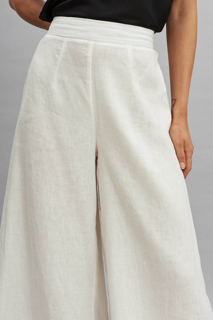 Patina Pant In White Pure Linen - detail