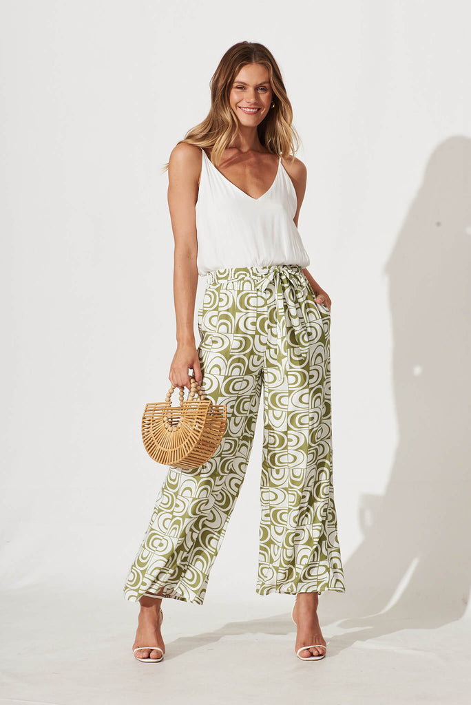Mackillop Pant In White And Green Geometric