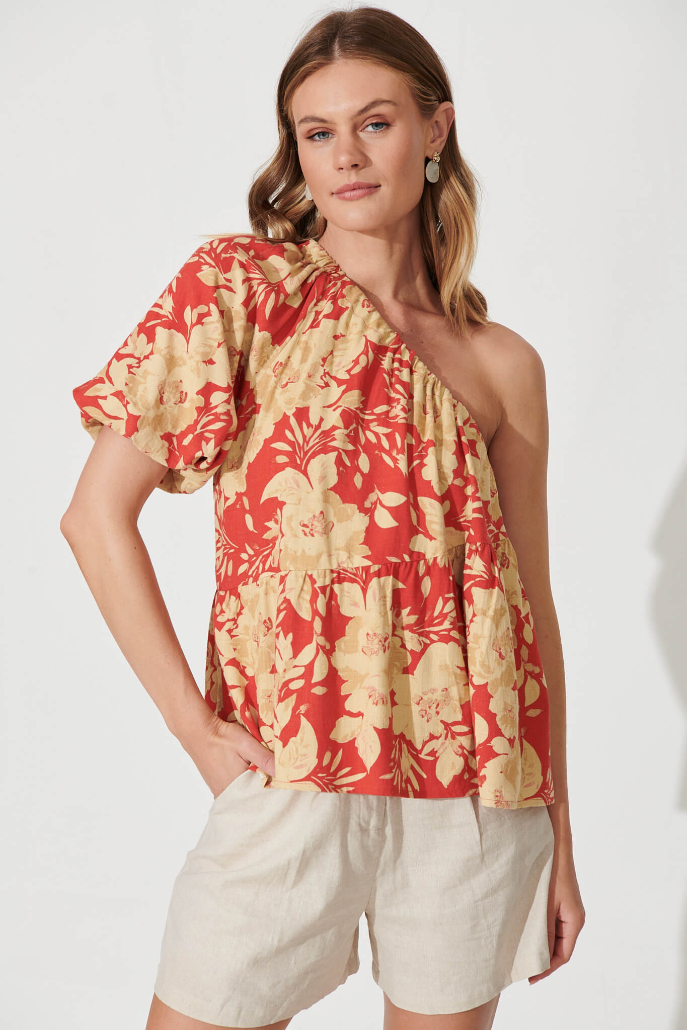 Quest One Shoulder Top In Red With Beige Floral Linen Blend - front