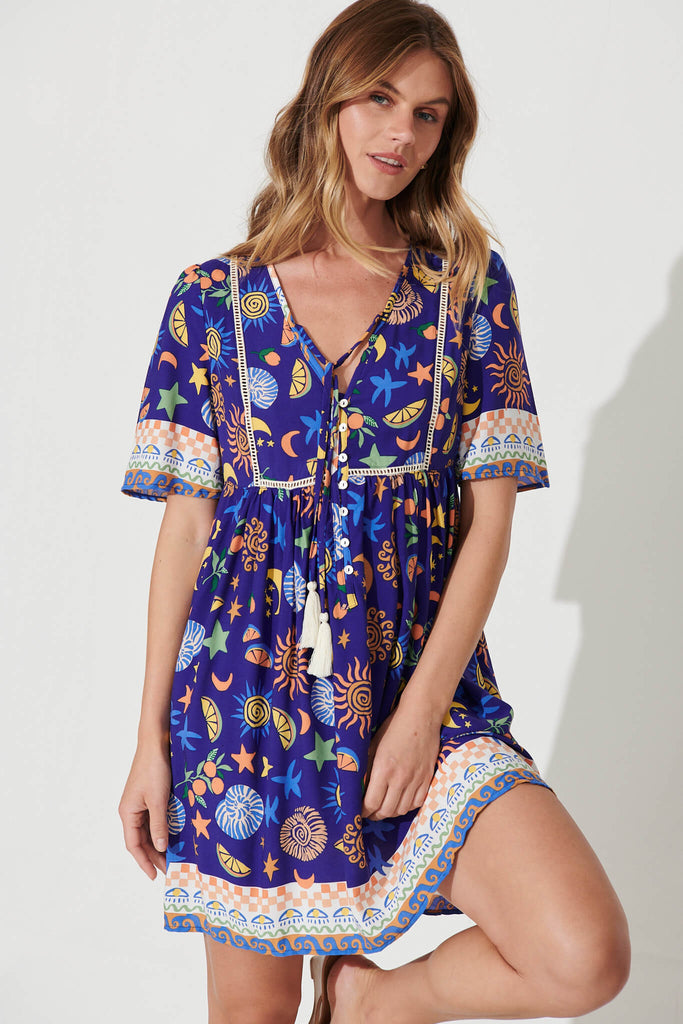 Shake It Out Dress In Blue Multi Print - front