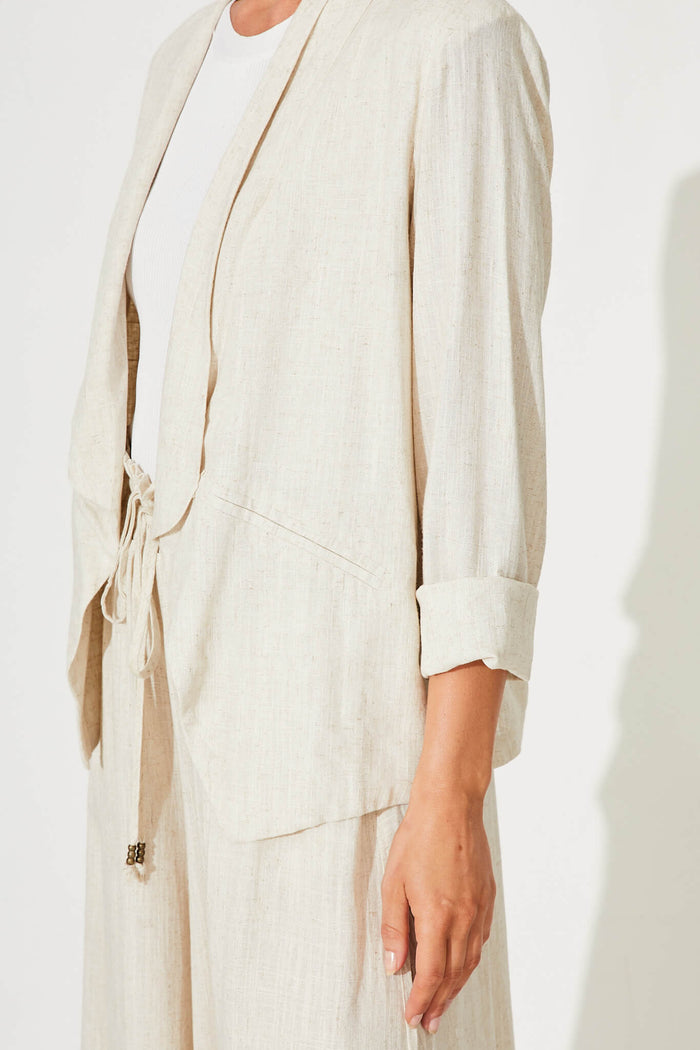 Moresby Blazer In Oatmeal Cotton Linen- detail