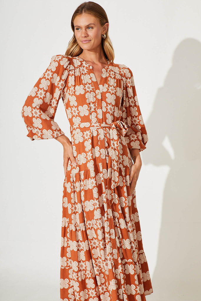 Anouka Maxi Dress In Rust Sun Print Linen Blend - front