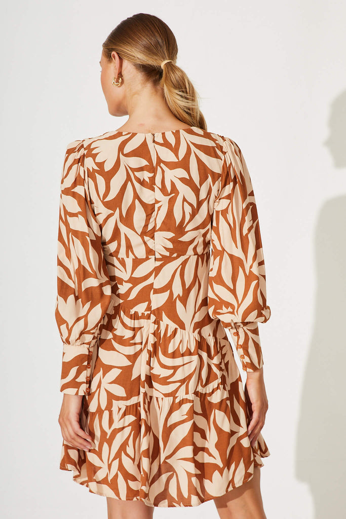Julian Dress In Brown With Beige Leaf Print - back