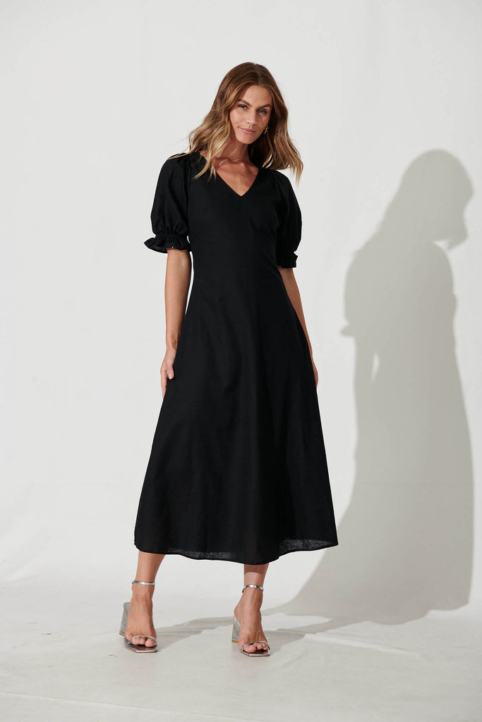 Distant Maxi Dress In Black Cotton Linen - full length