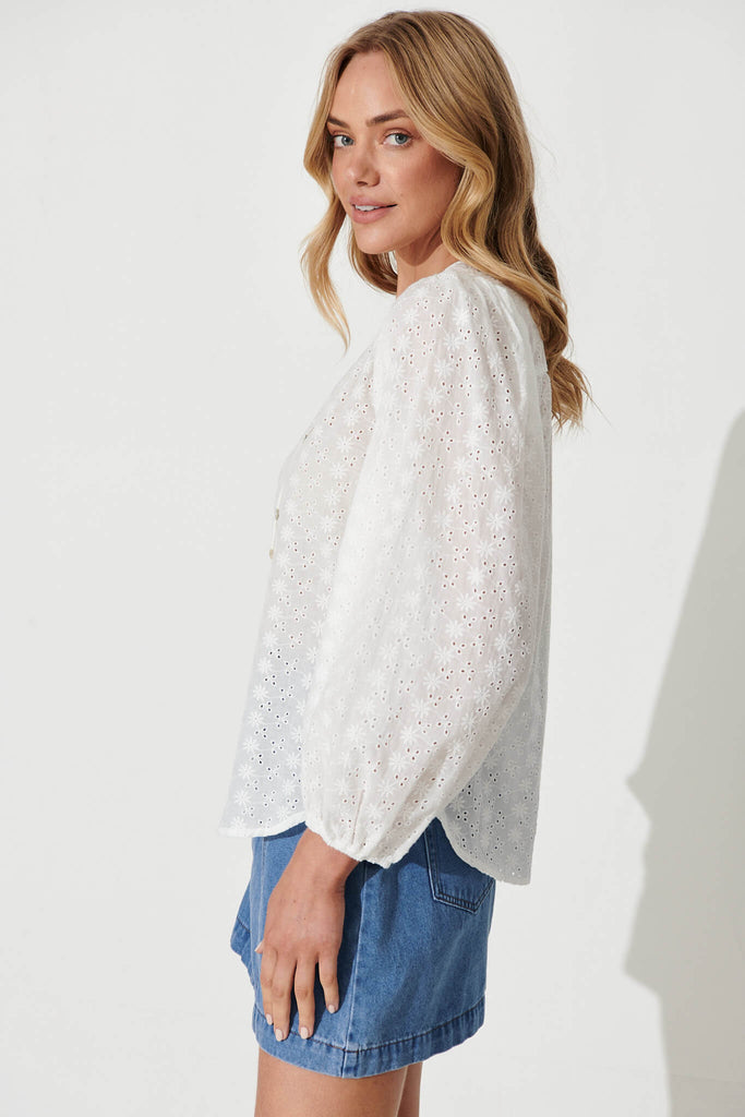 Tiffa Shirt In White Broderie Cotton - side