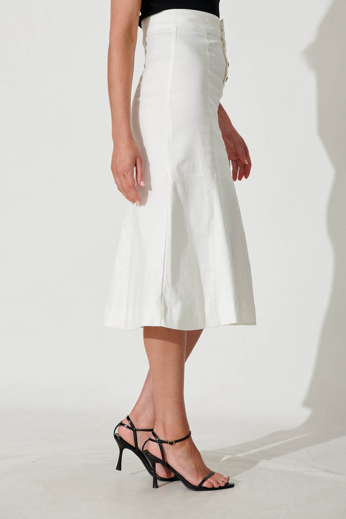 Eclaire Midi Denim Skirt In White - side
