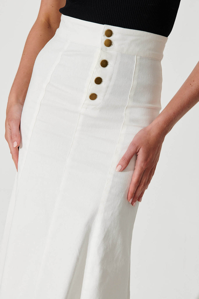 Eclaire Midi Denim Skirt In White - detail