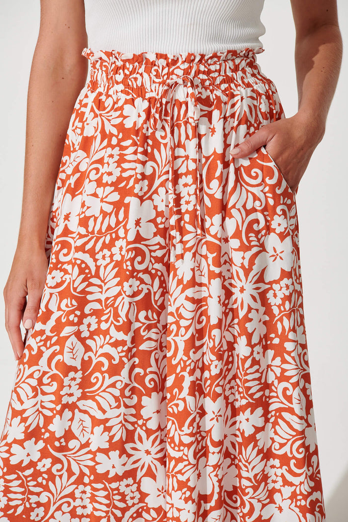 Mariah Pant In Rust With White Floral - detail